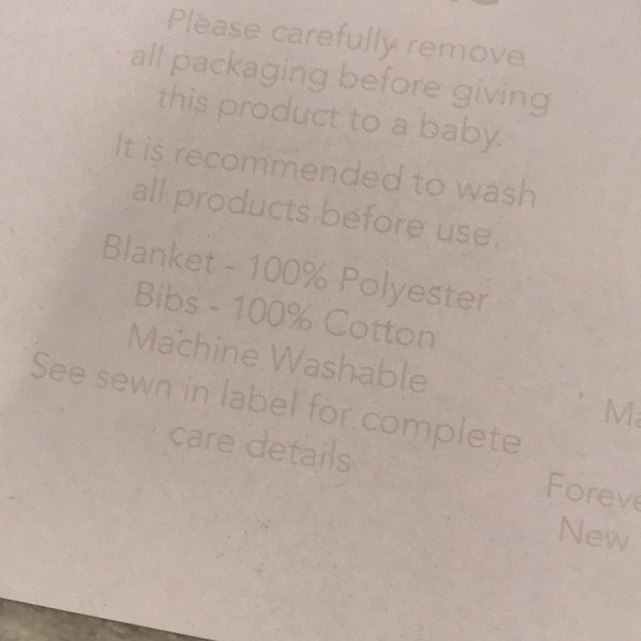 Brand new Dream 2 pc bib& blanket set - Picture 5 of 5